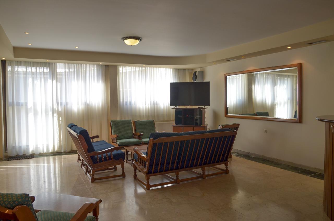 Hotel Costis Ptolemaida Buitenkant foto